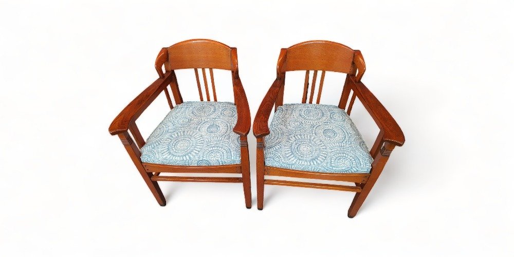 Stofferen Schuitema stoelen