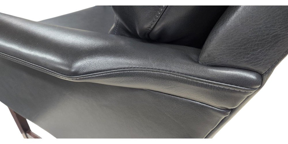 Leolux fauteuils jaren ‘70 stofferen
