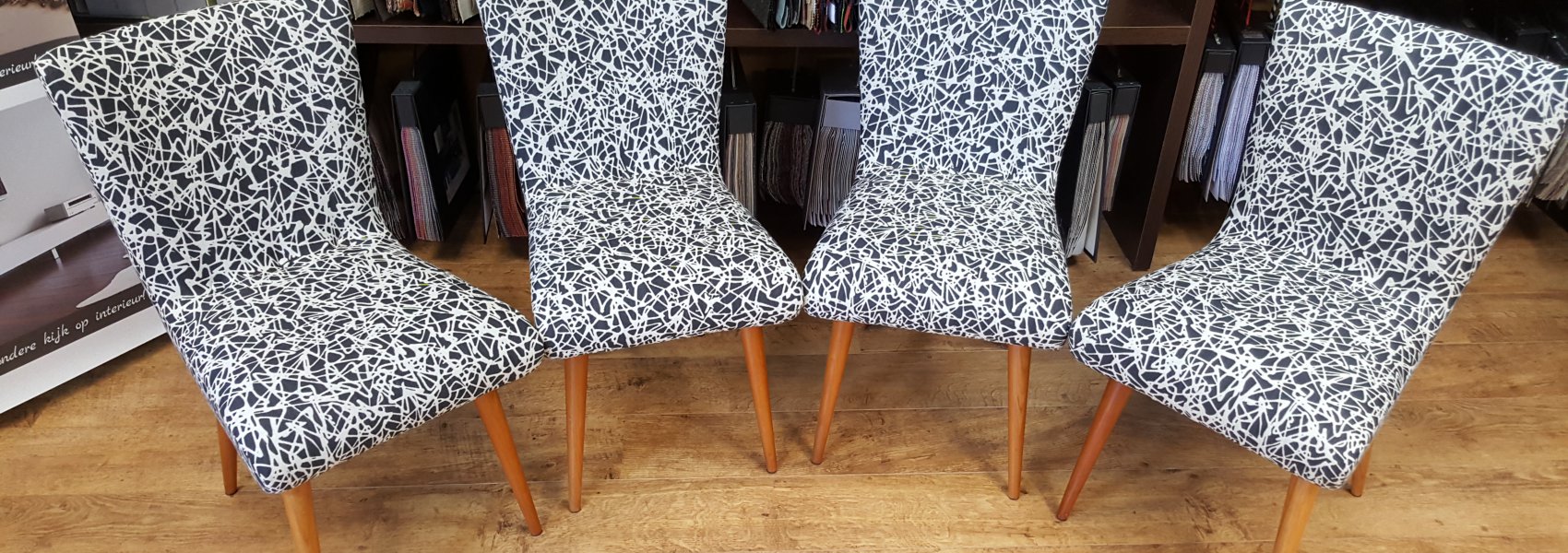 Set_van_4_vintage_stoelen_jaren